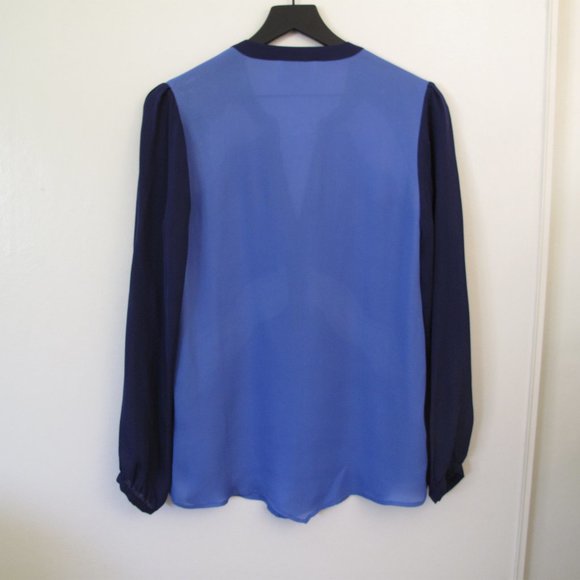 MADISON MARCUS 100% Silk Blue Lace Blouse - Picture 3 of 11